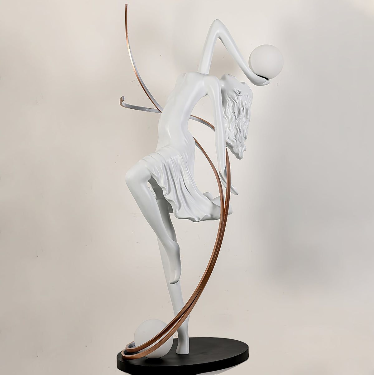 Mirorelia Stehleuchte Göttinnenstatue Elegant