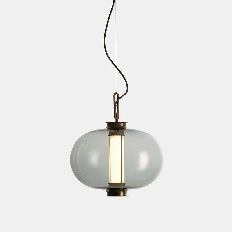 Uphaos zeitgenössische minimalistische Pendelleuchte aus Glas für das Familienleben