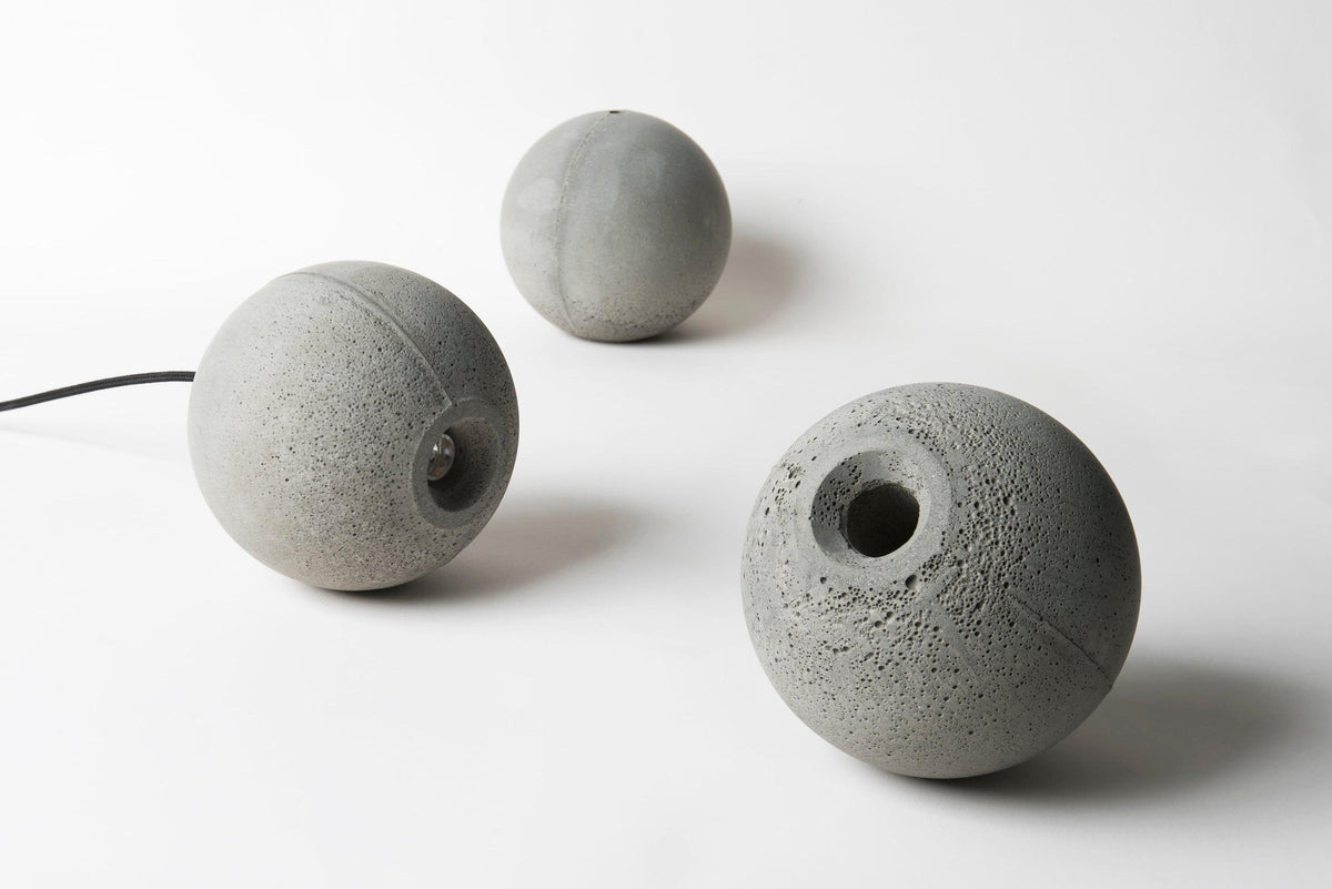 Umi Pendelleuchte aus Beton Kugel Mond Minimalistisch