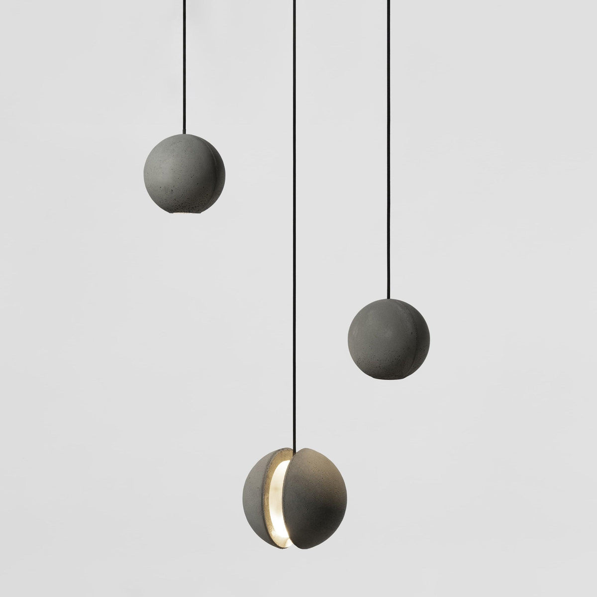 Umi Pendelleuchte aus Beton Kugel Mond Minimalistisch