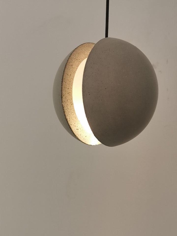 Umi Pendelleuchte aus Beton Kugel Mond Minimalistisch