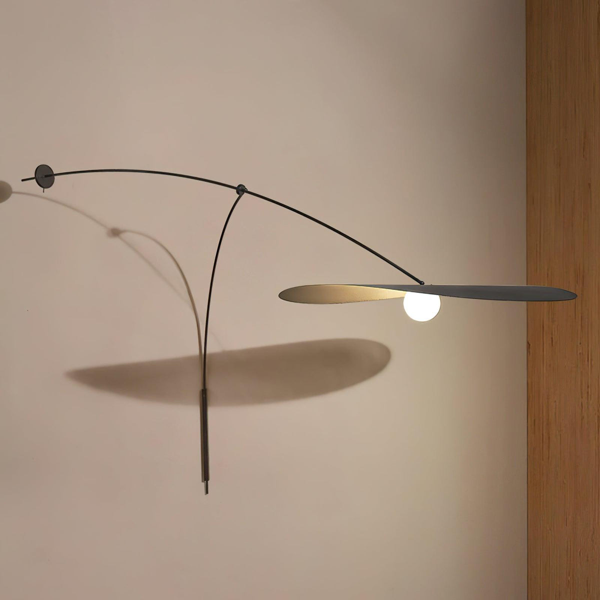 Tirove Glas Minimalistische Wandleuchte