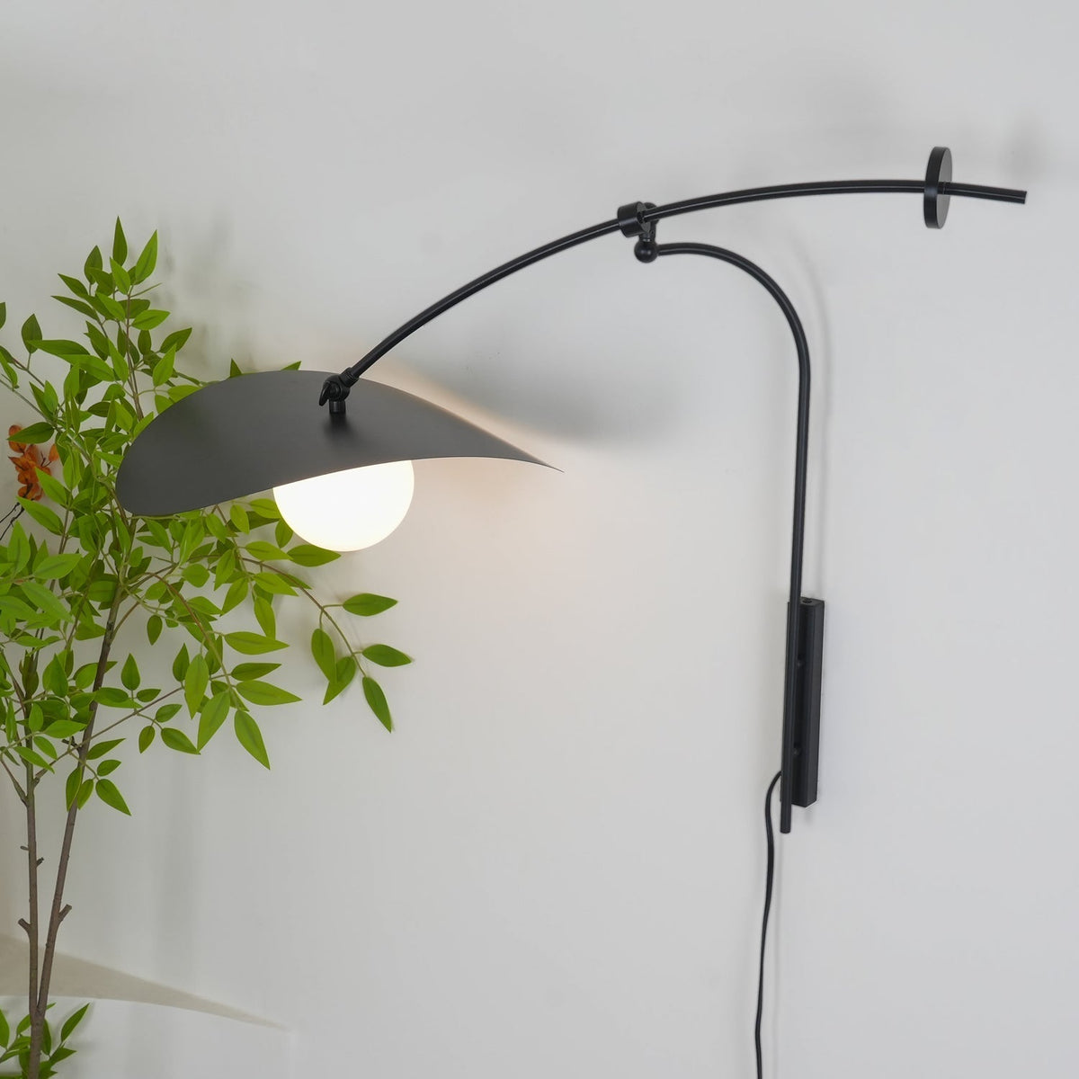 Tirove Glas Minimalistische Wandleuchte