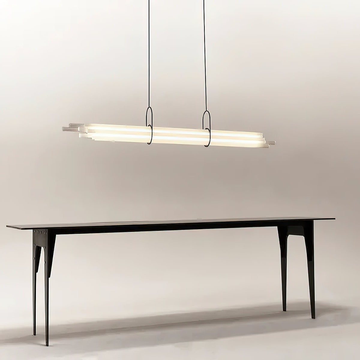 Calinissa Linear NL12 Röhren-Kronleuchter