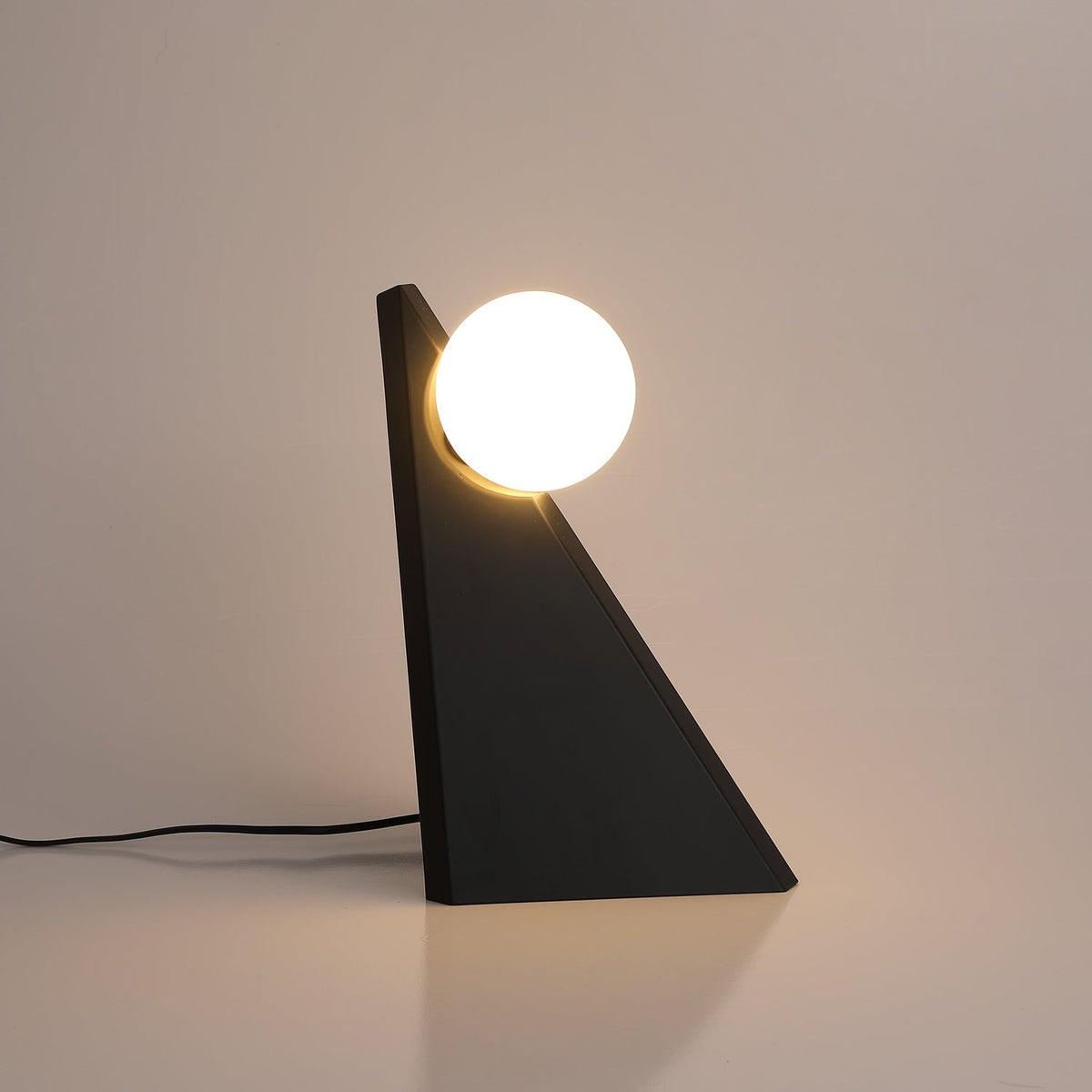 Nixie Geometrische Glas-Tischleuchte