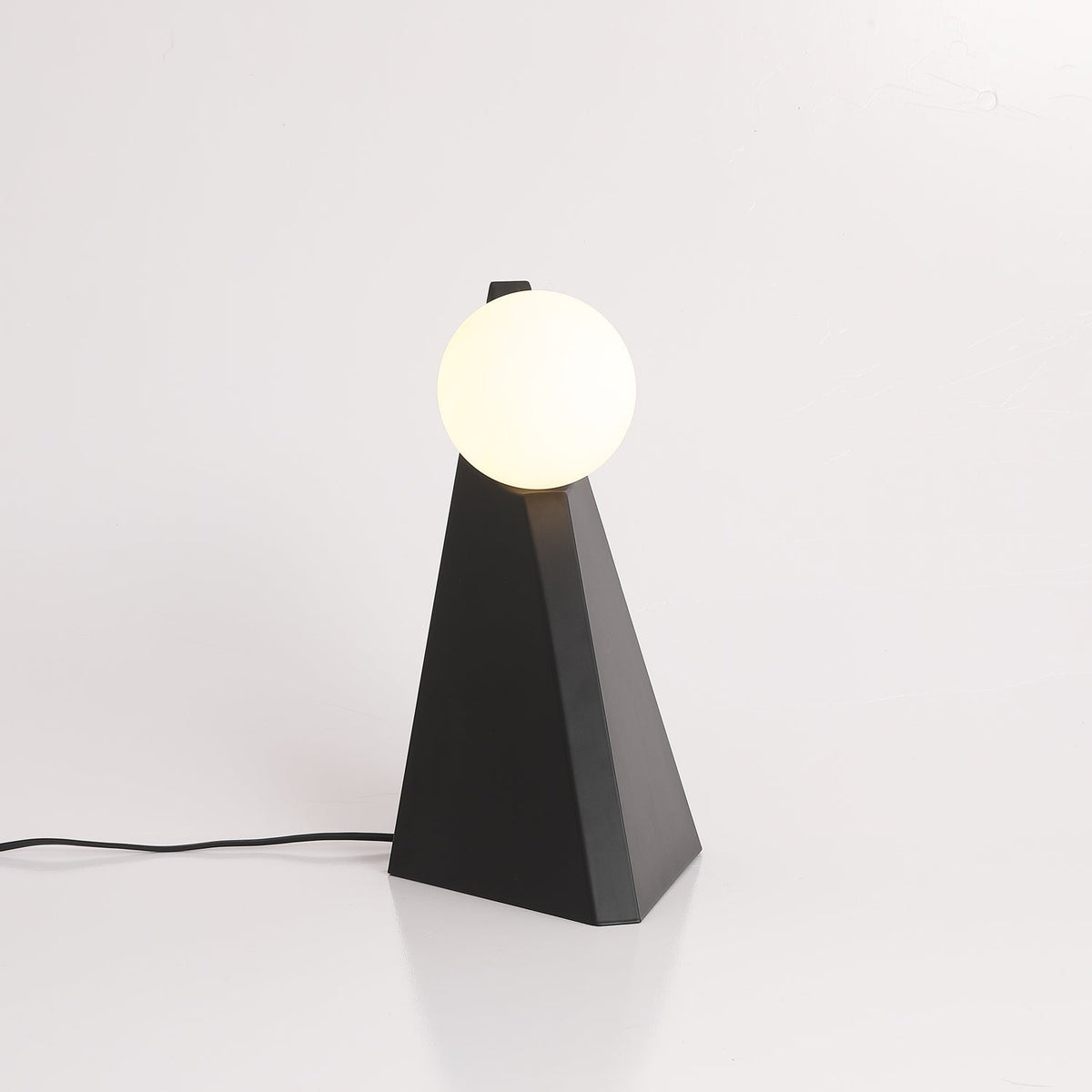Nixie Geometrische Glas-Tischleuchte