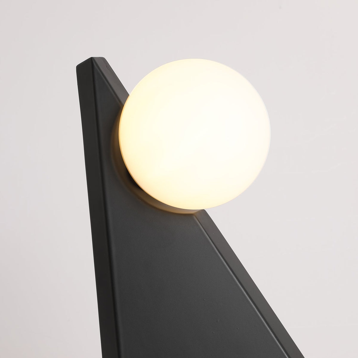 Nixie Geometrische Glas-Tischleuchte