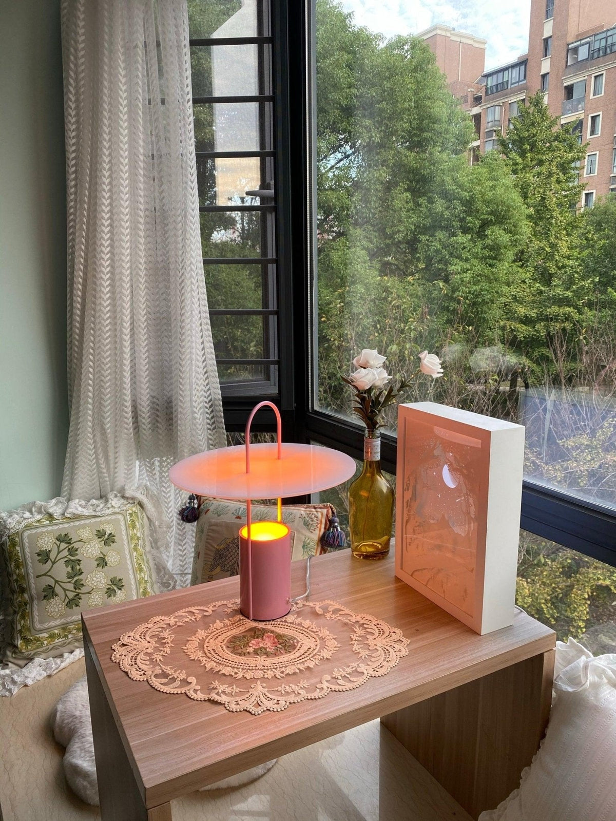 Hattie moderne Tischlampe