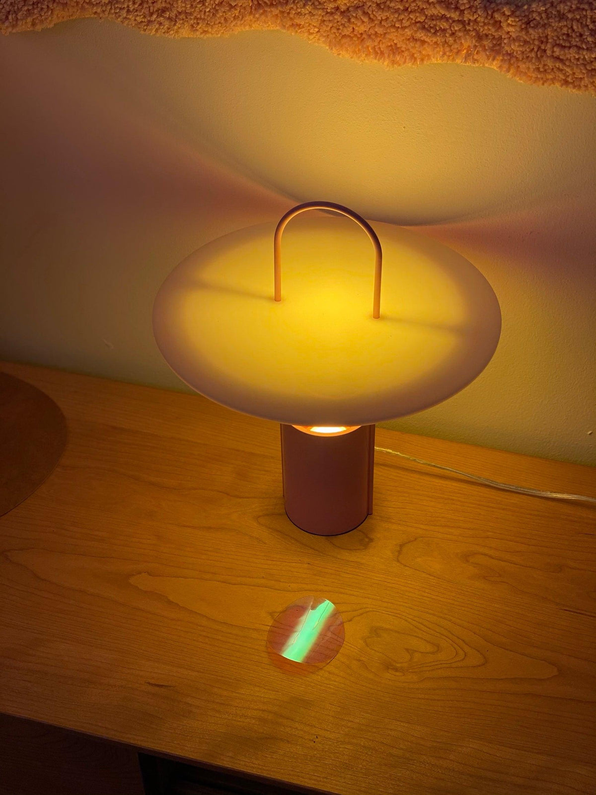 Hattie moderne Tischlampe