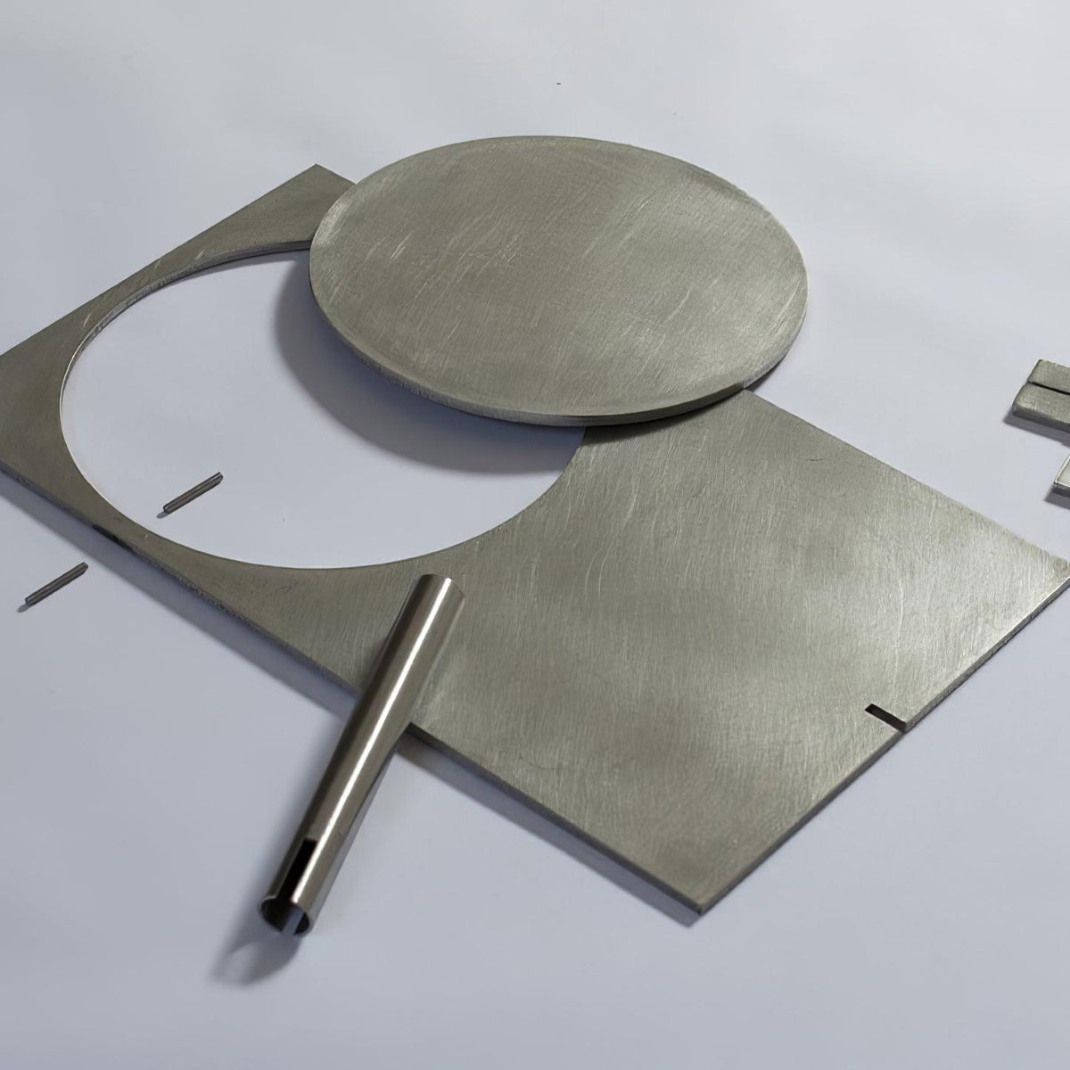 Sixor Steel futuristische Tischleuchte