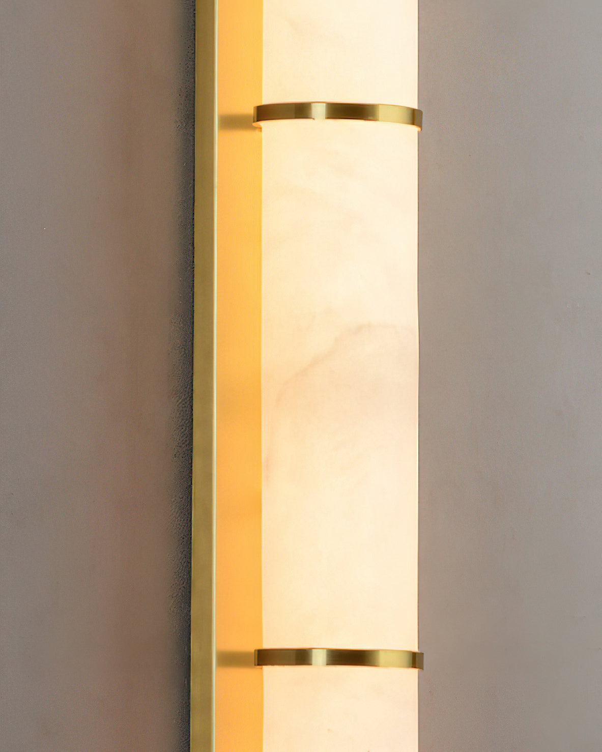 Eirarelle Alabaster-Wandleuchte