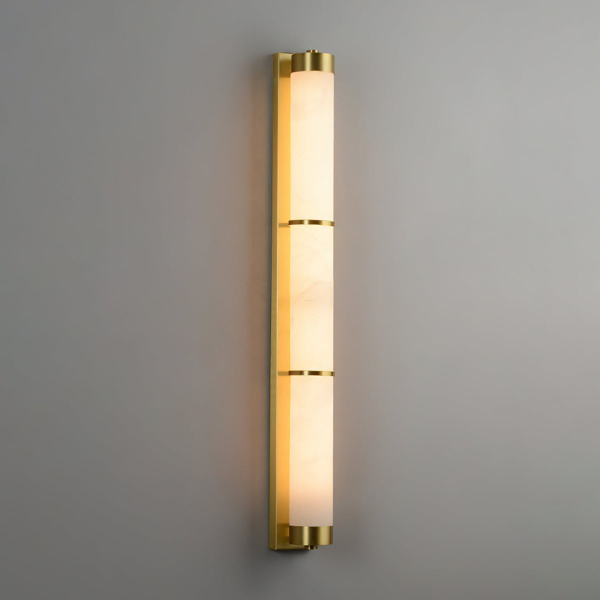 Eirarelle Alabaster-Wandleuchte
