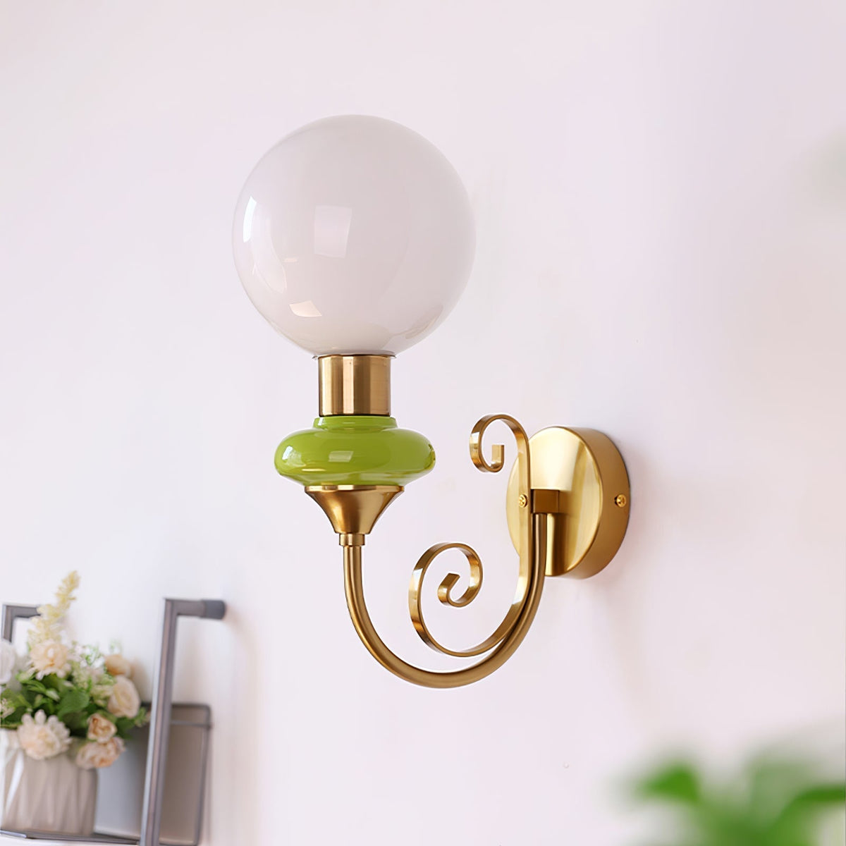 Bela Premium zeitgenössische Kunstglas-Wandleuchte