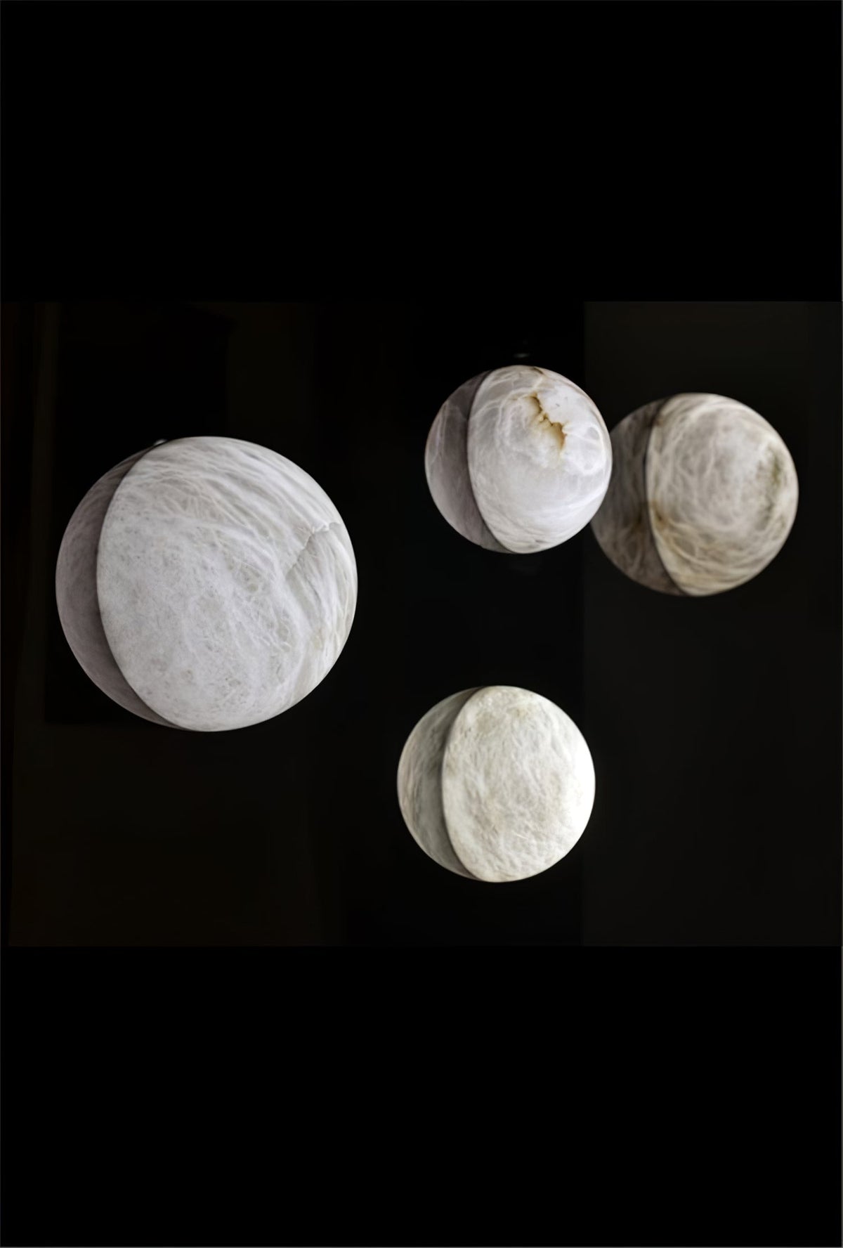 Nivereria zeitgenössische Wandleuchte aus Alabaster