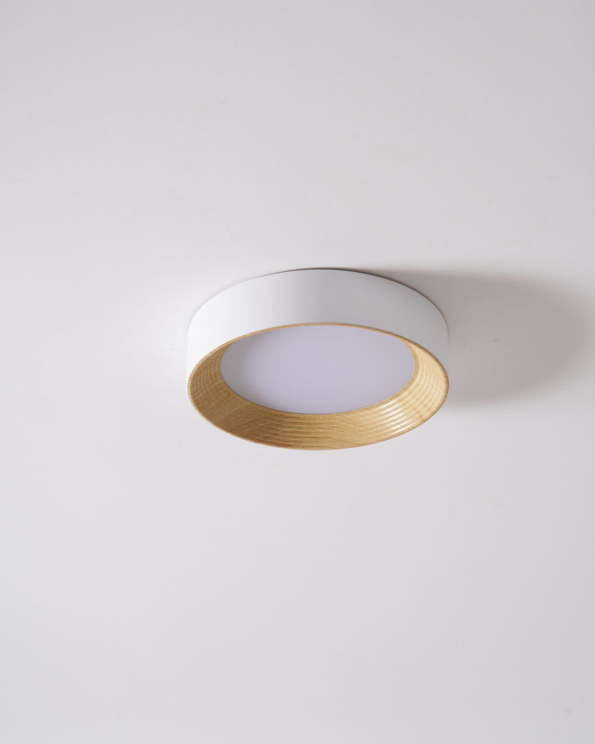 Elvirelle Deckenleuchte Holzring Minimalistisch einstellbar