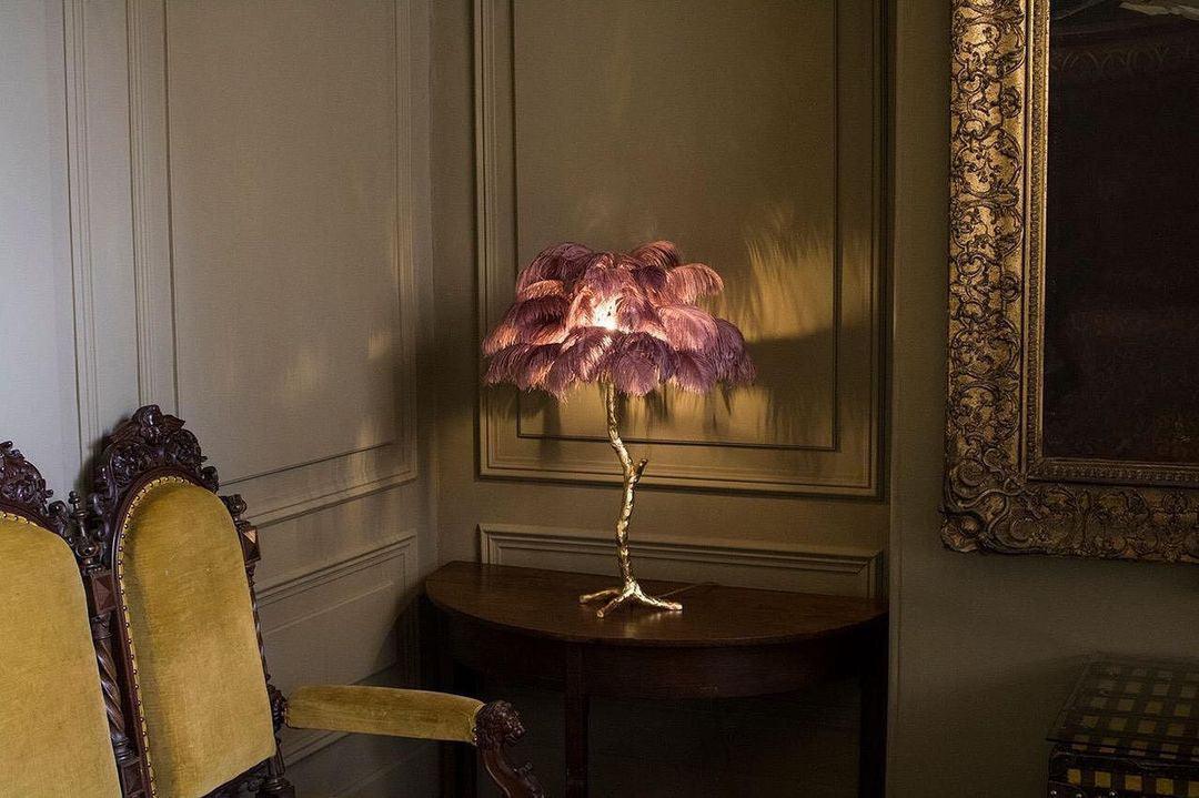 Ostrich Tischlampe aus Federn