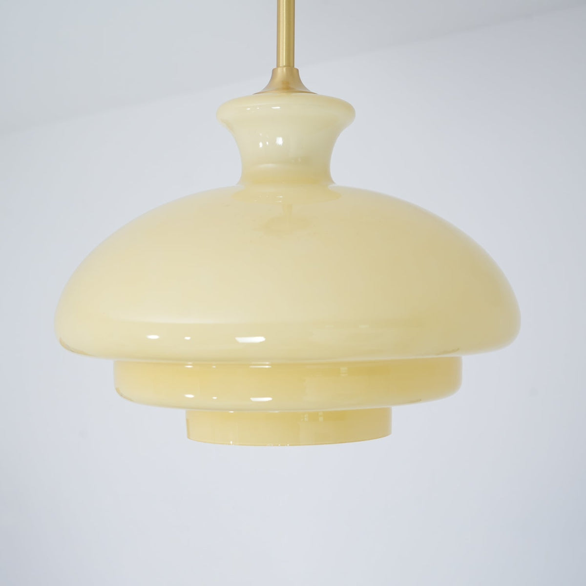 Sunbeam moderne Pendelleuchte aus Glas in Gelb