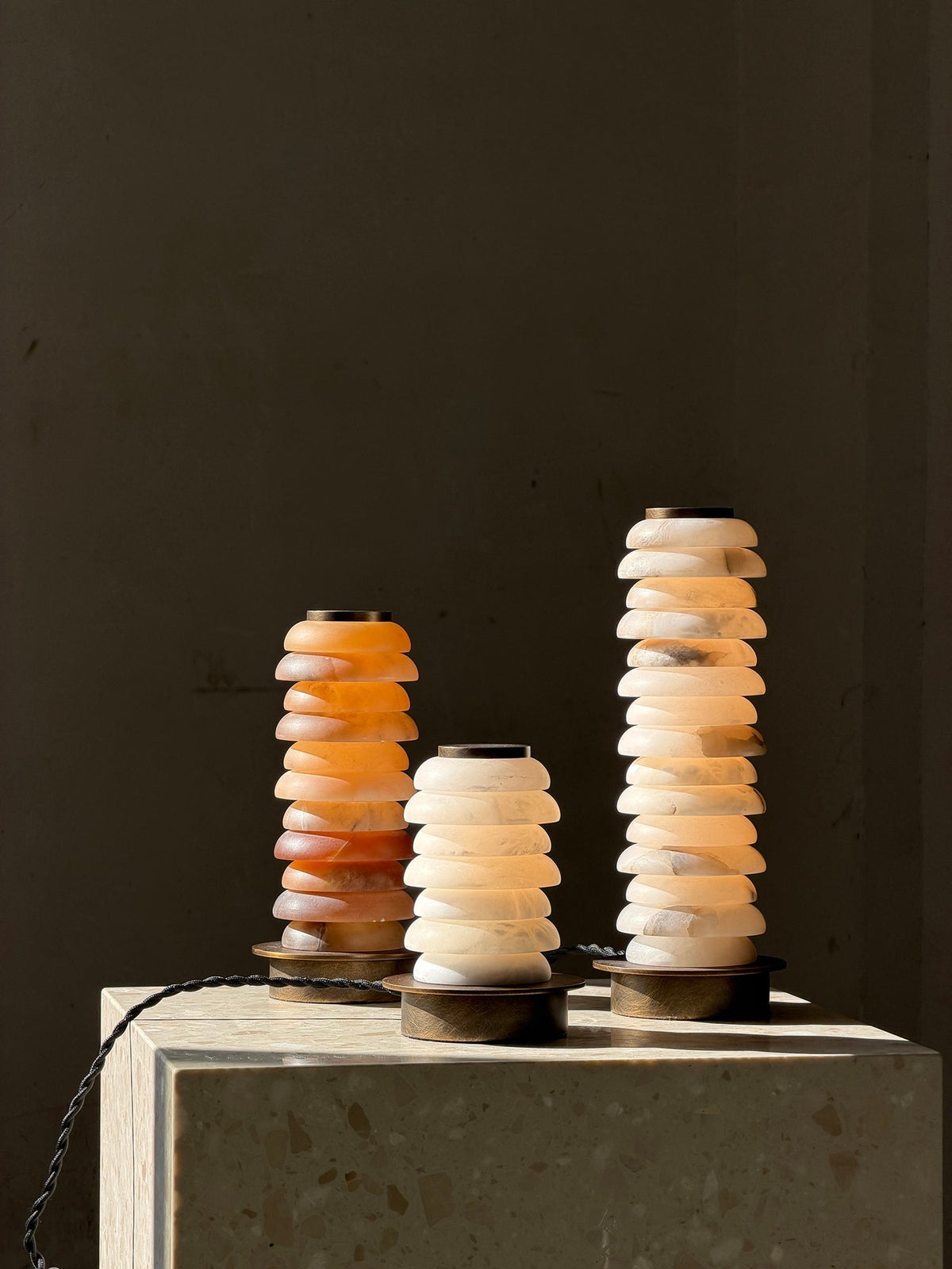 Albuira Alabaster-Tischleuchte