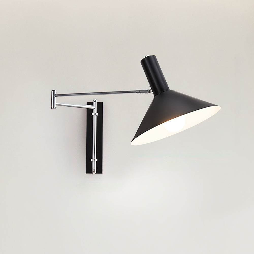 Peak Wandleuchte Peak Wandleuchte mit verstellbarem Arm in Rot