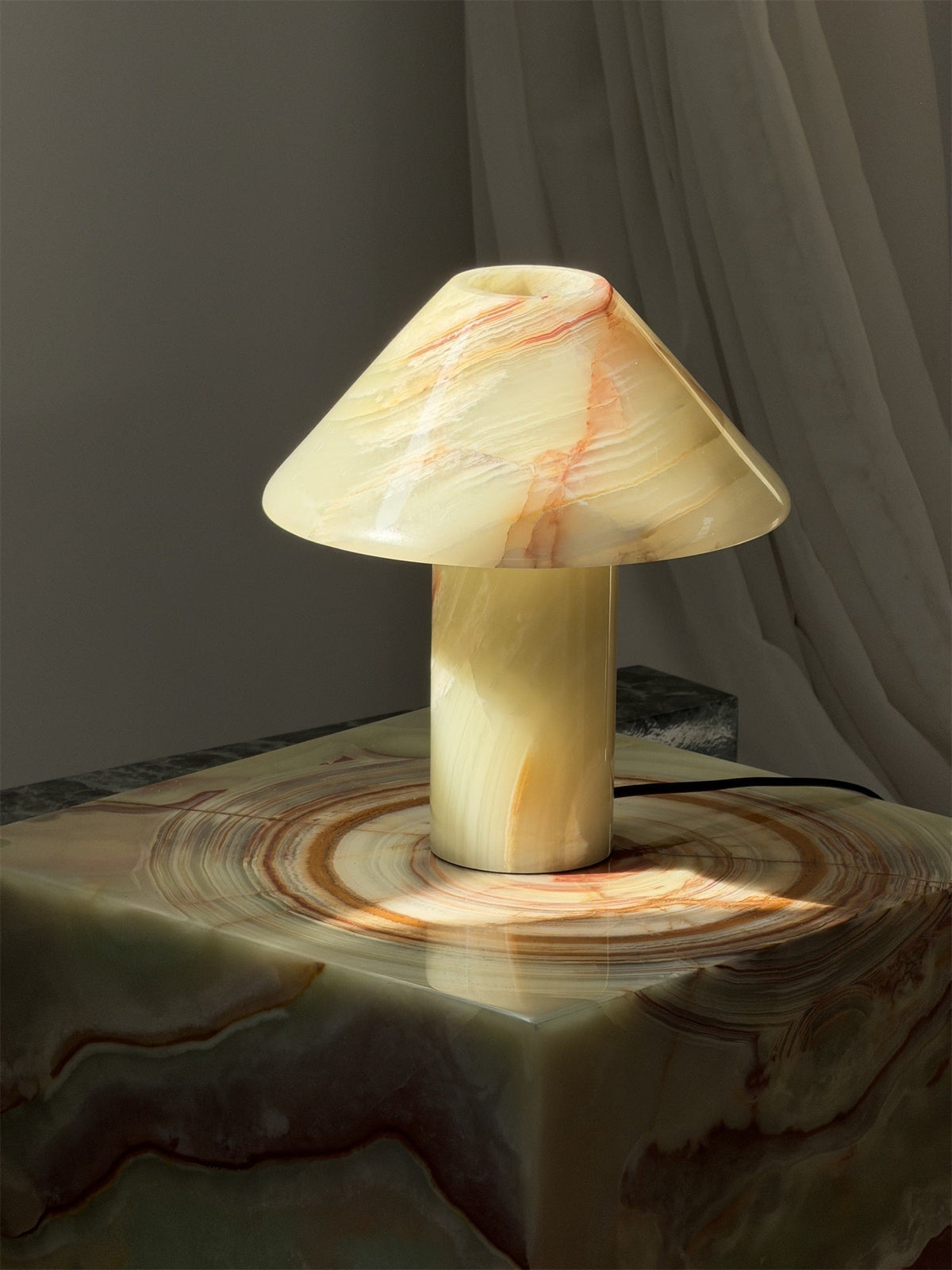 Pillar Stone Tischleuchte Cyan Onyx