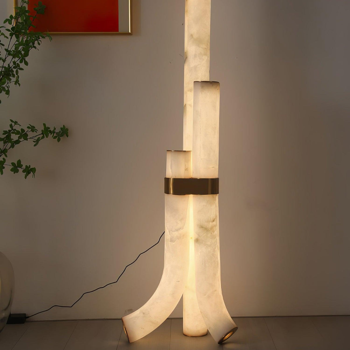 Nivoena Alabaster Stehleuchte