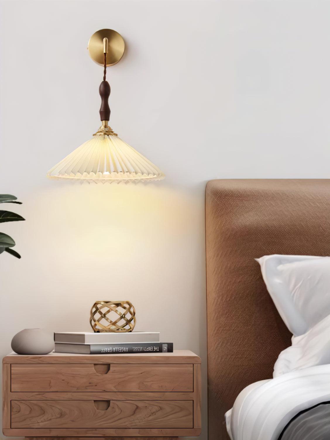Mordan Premium Eleganz gefaltete Walnuss-Wandleuchte