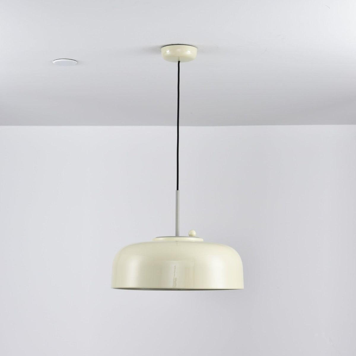 Wolvin zeitgenössische minimalistische Podgy Pendelleuchte