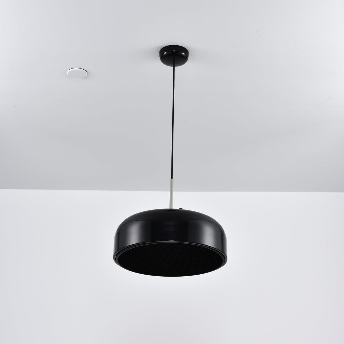 Wolvin zeitgenössische minimalistische Podgy Pendelleuchte