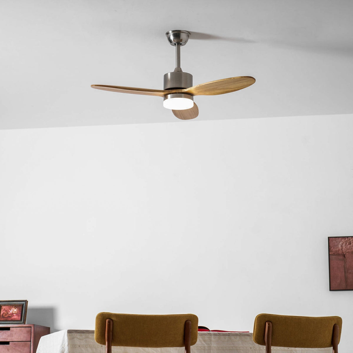 HushGlow Deckenventilator mit Beleuchtung