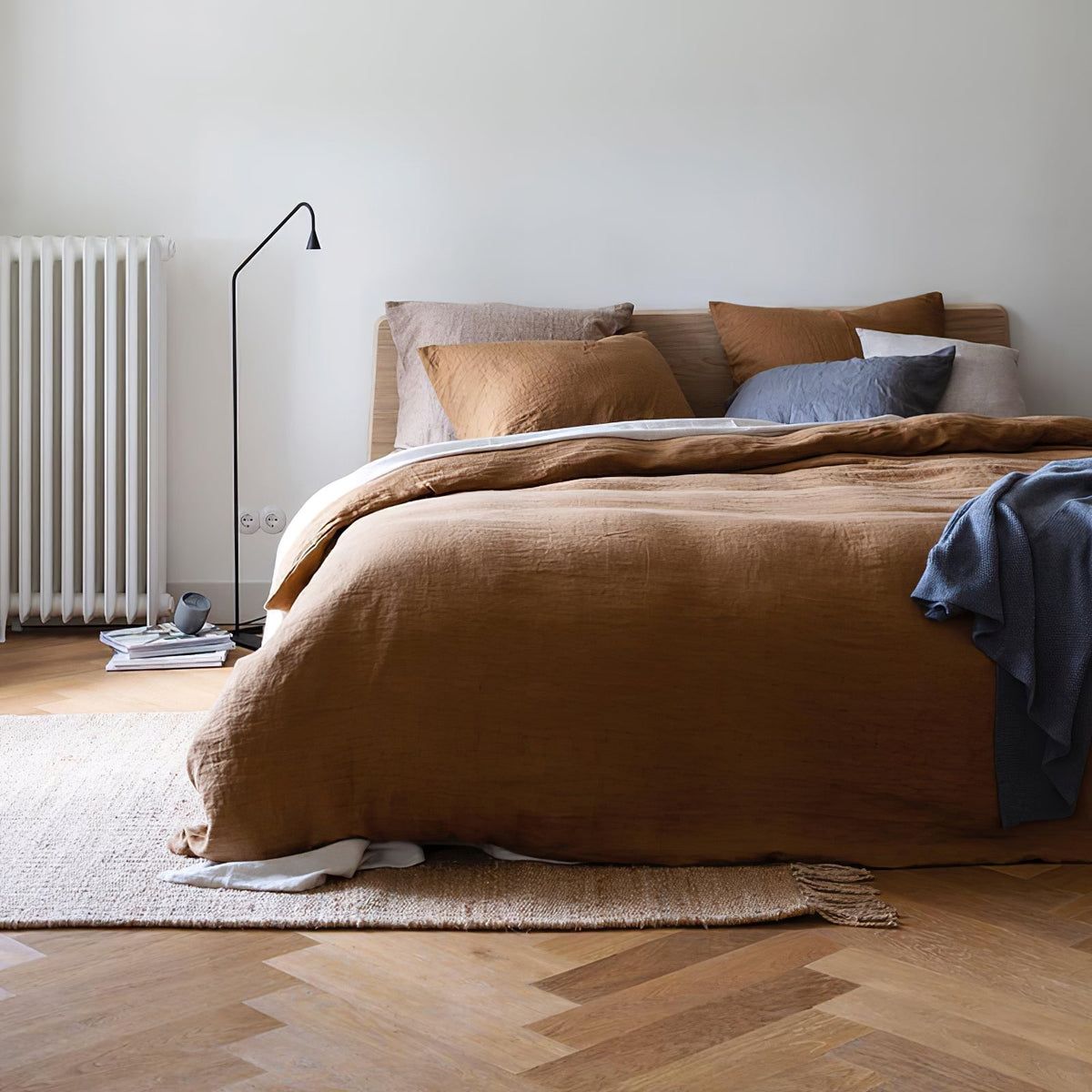 Arc moderne Stehleuchte in Gold