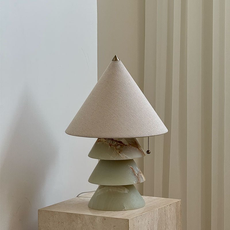Pyramid Retro Marmor Tischleuchte