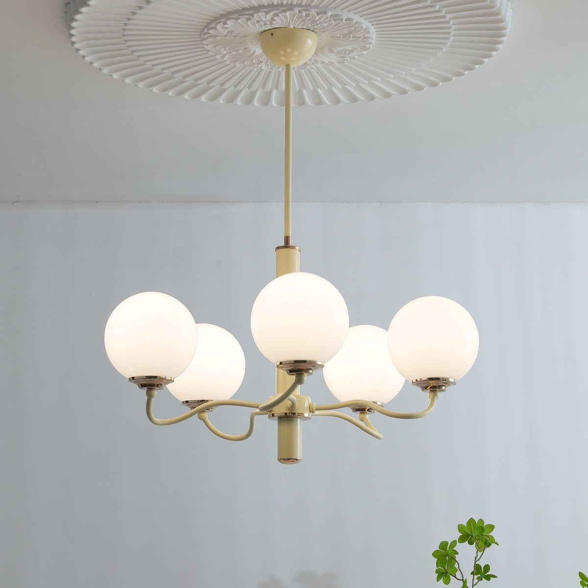 Seleora Kronleuchter Radiant Kugel