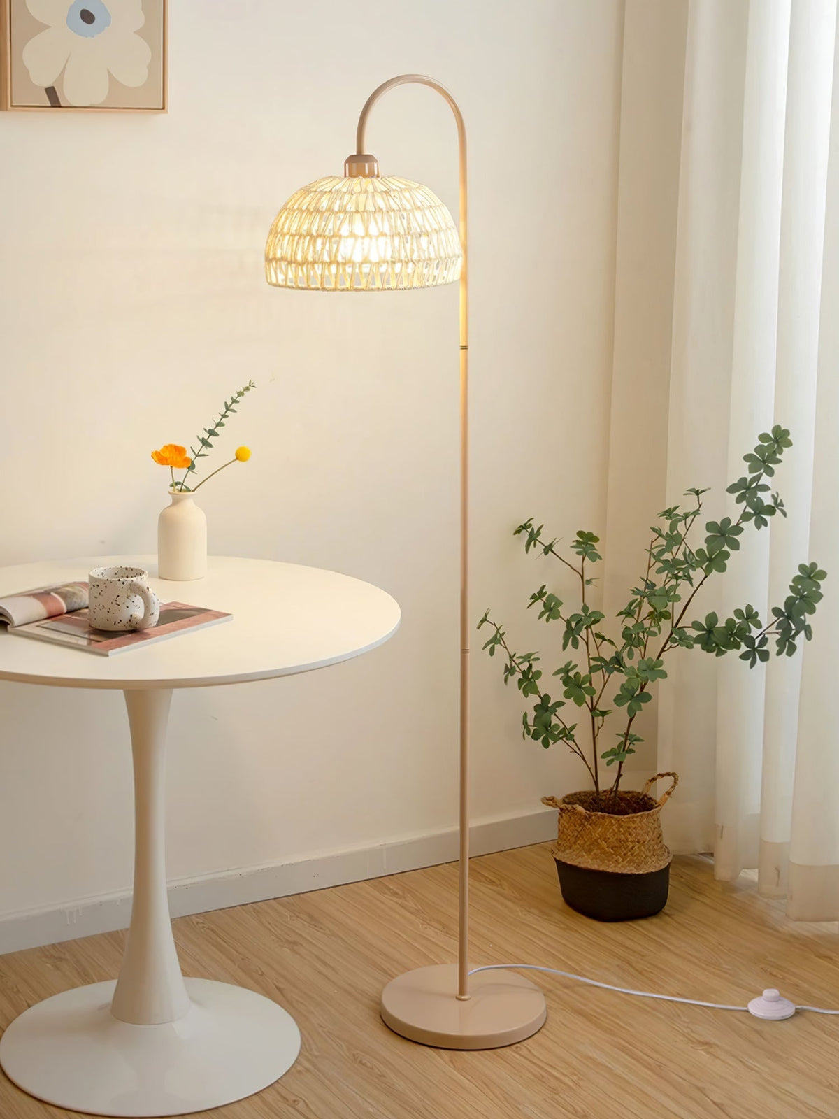 Tor Minimalistische Stehleuchte Beige