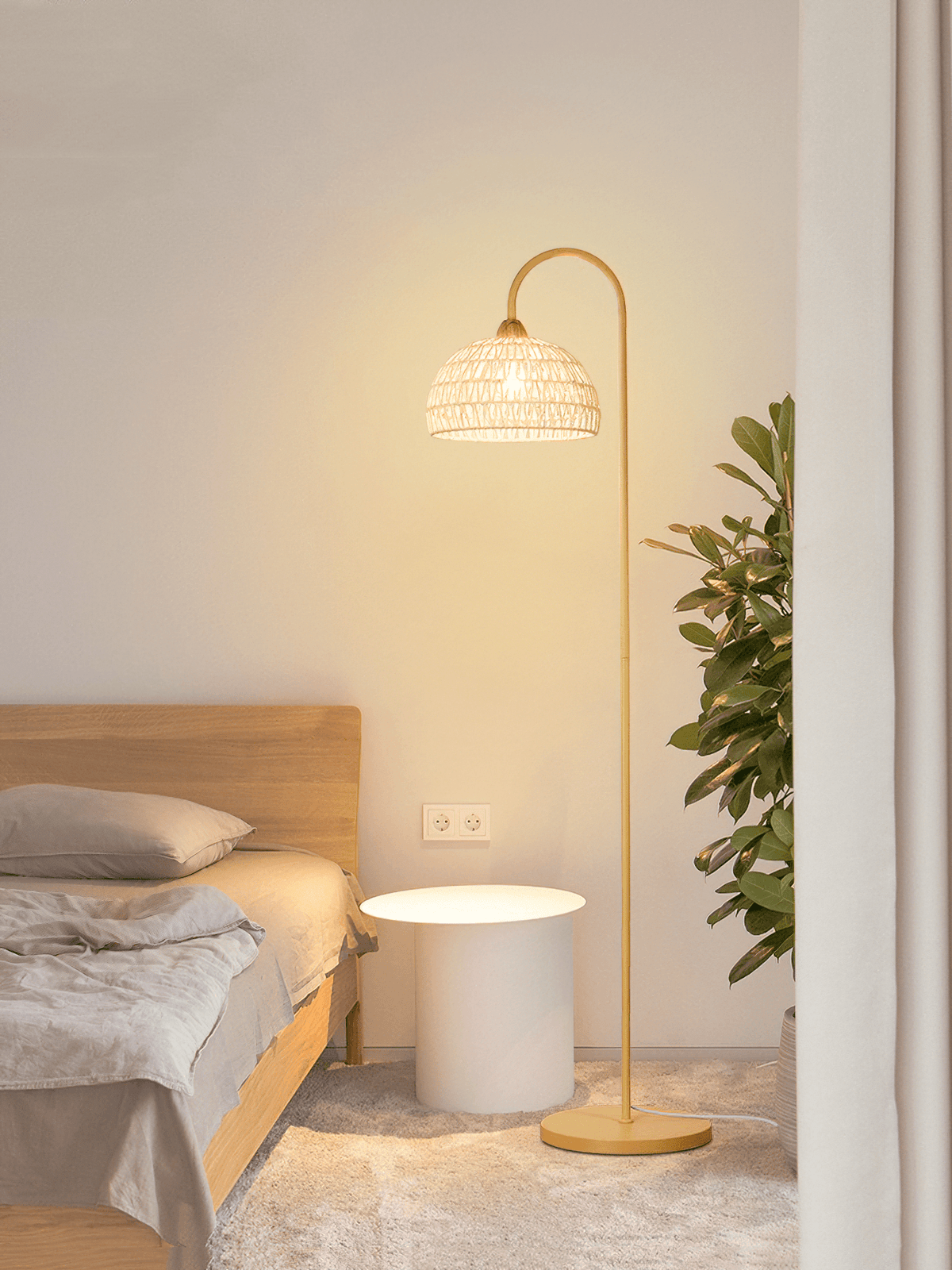 Tor Minimalistische Stehleuchte Beige