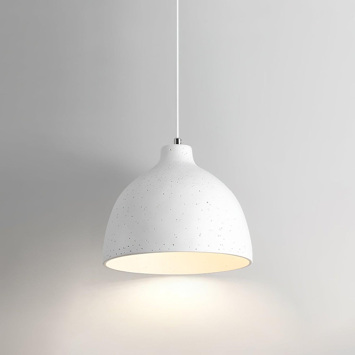 Nirorelle Pendelleuchte aus Kunstharz im klassischen Stil