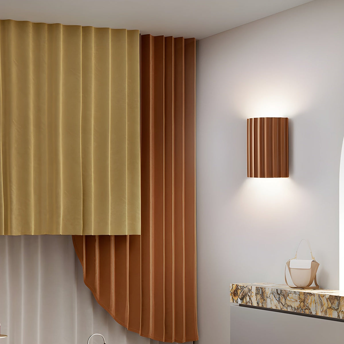Ivvinen zeitgenössische Kunst-Wandleuchte aus Ribbed-Kunstharz