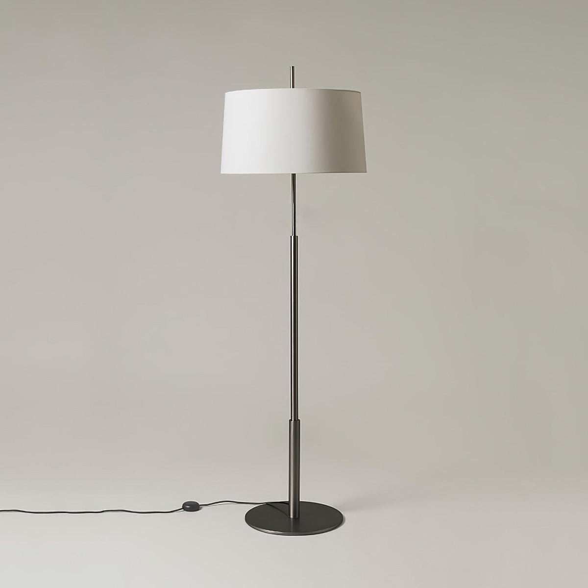 Brooks Minimalistische Stehleuchte