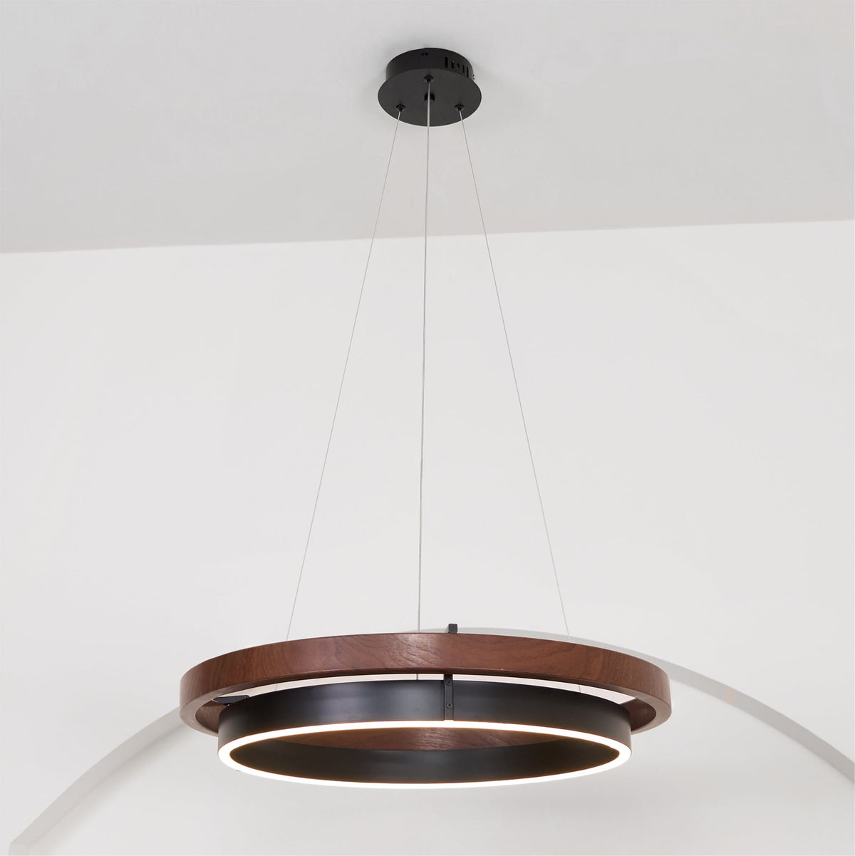 Acorn Ringförmiger Holzkronleuchter