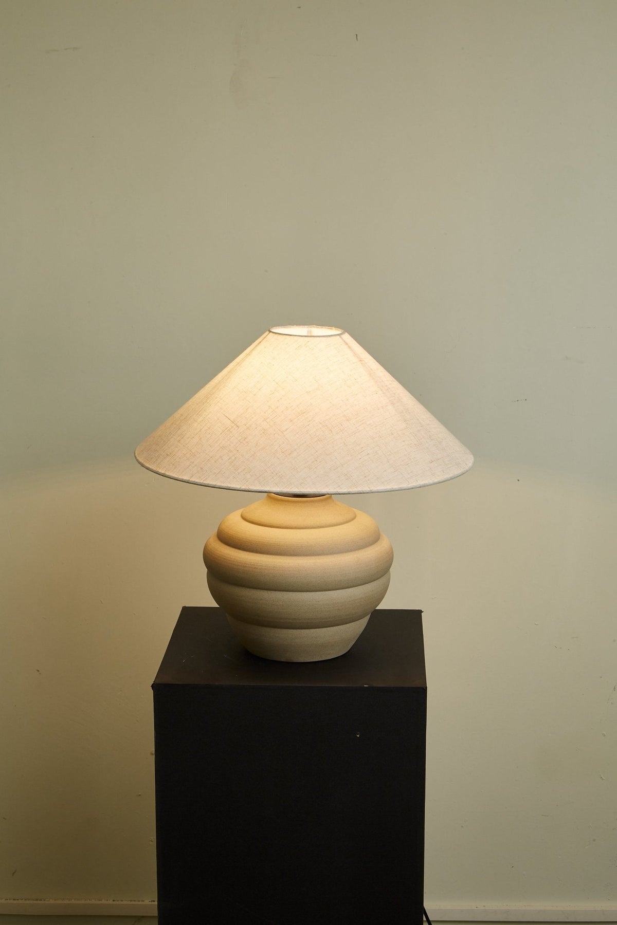 Sereno Ripple Clay Tischleuchte