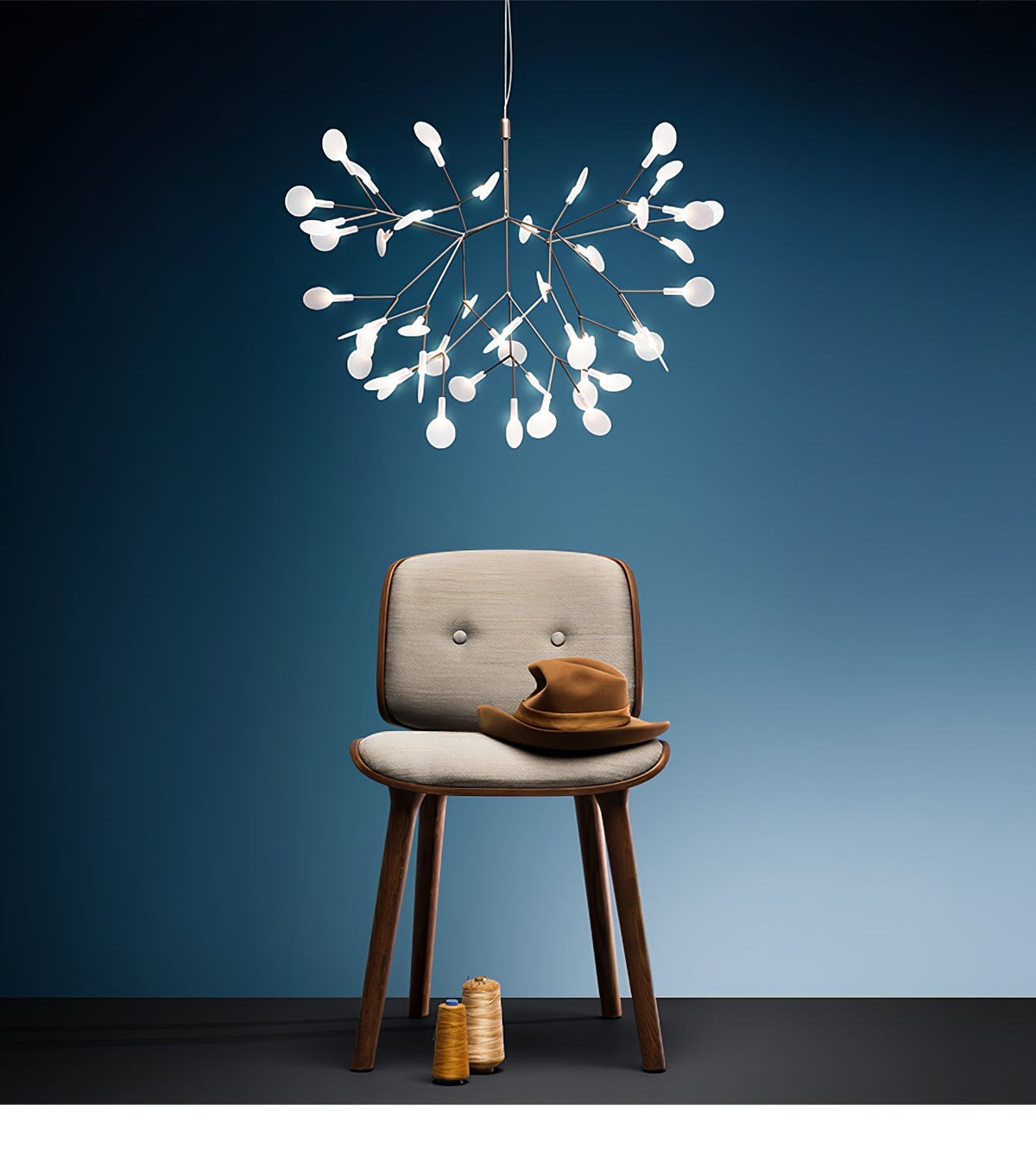 Auroreon Kronleuchter Roségold Firefly LED Ast
