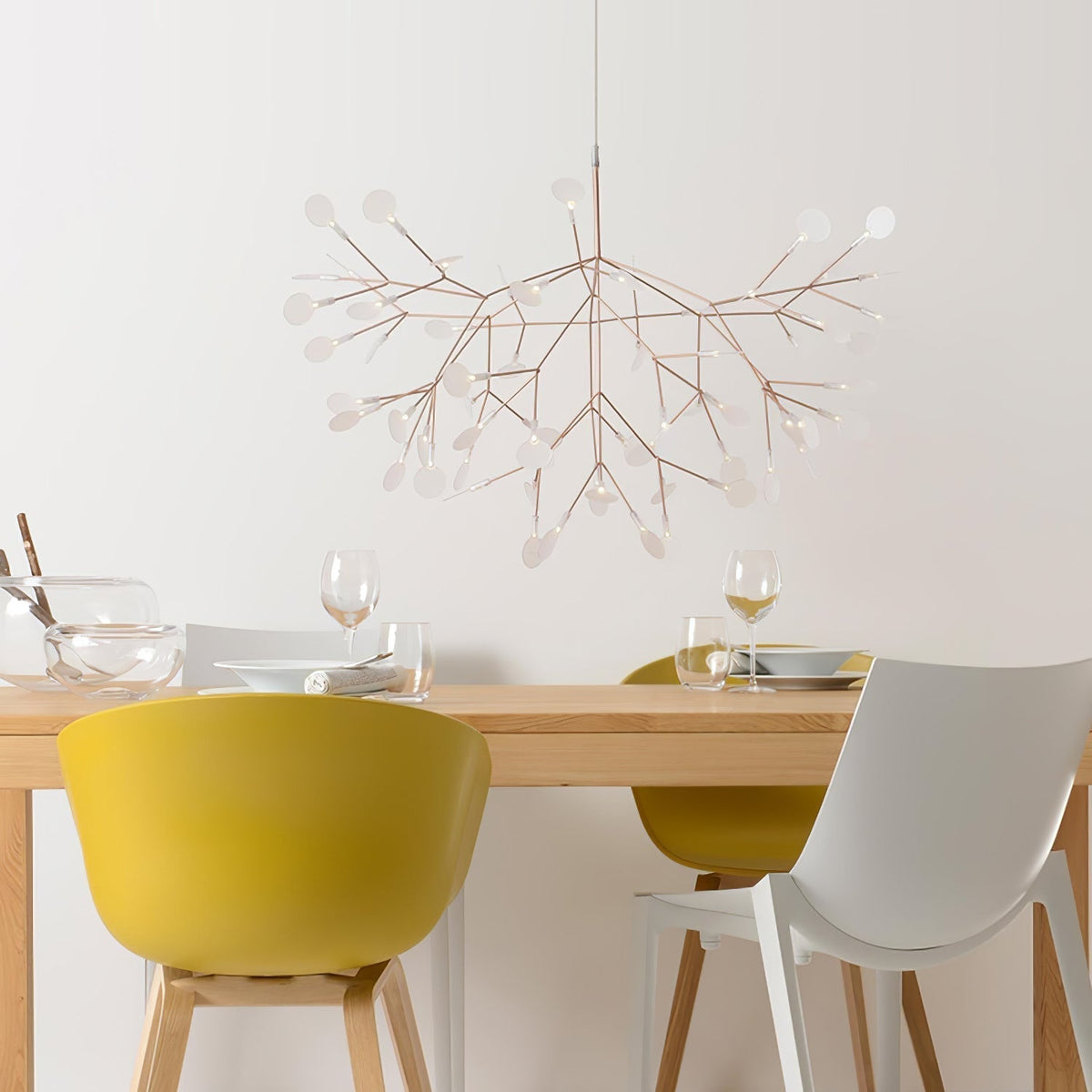 Auroreon Kronleuchter Roségold Firefly LED Ast