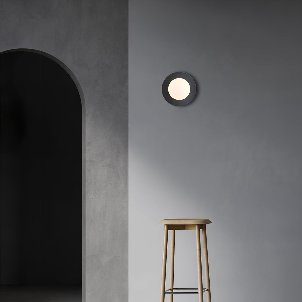 Elem zeitgenössische minimalistische runde Kunst-Wandleuchte aus Messing und Glas