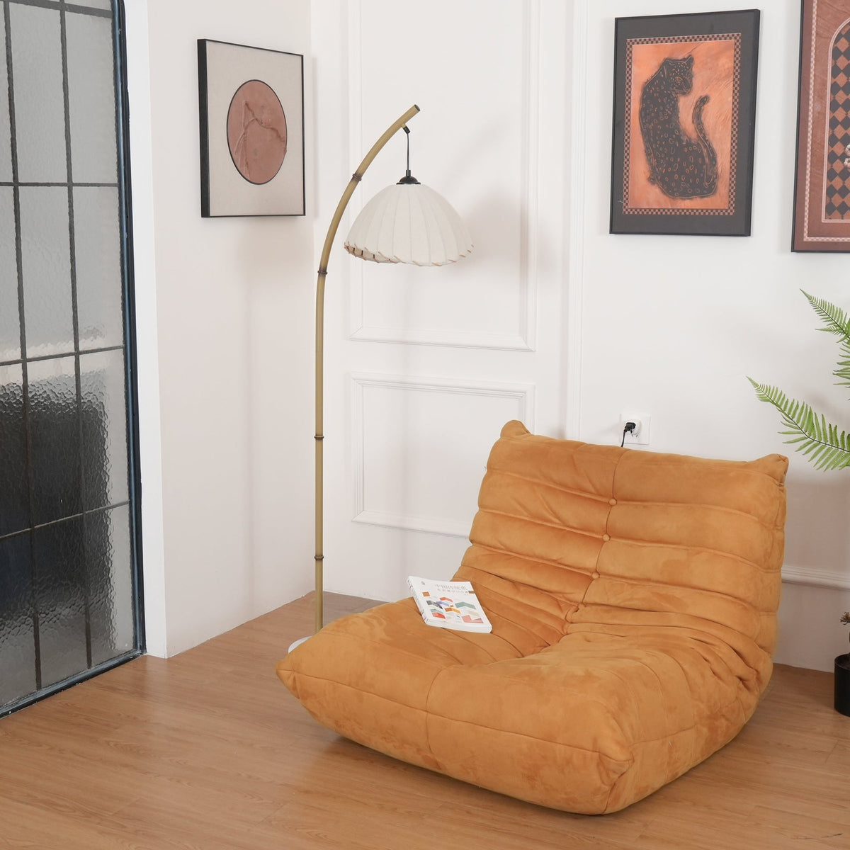 Liveno Minimalistische Stehleuchte aus Marmor