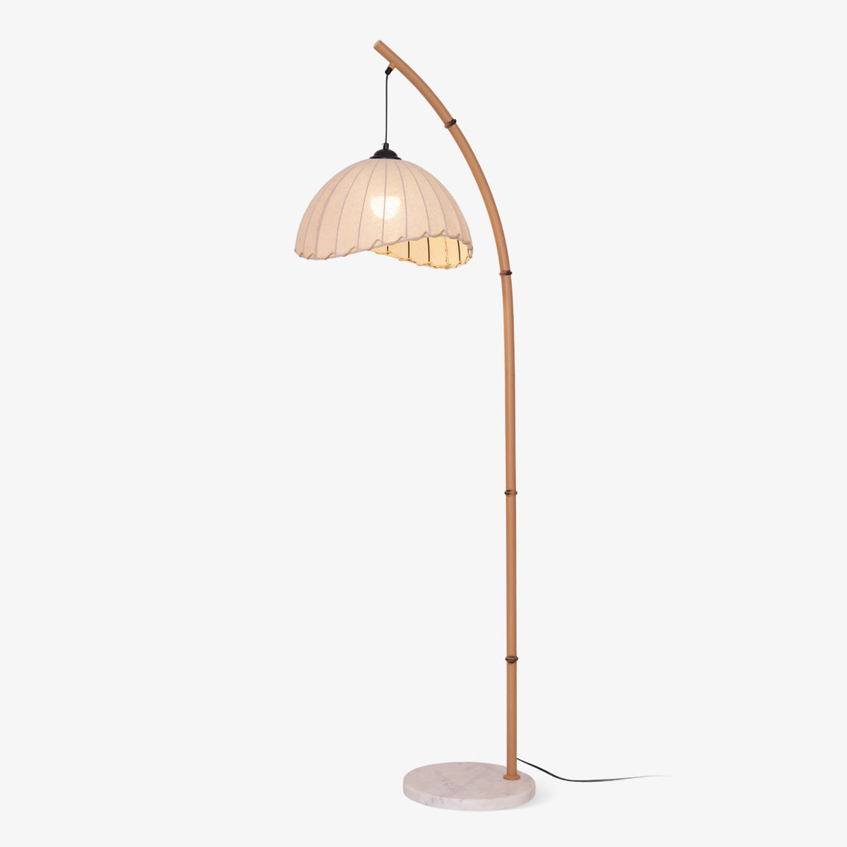 Liveno Minimalistische Stehleuchte aus Marmor