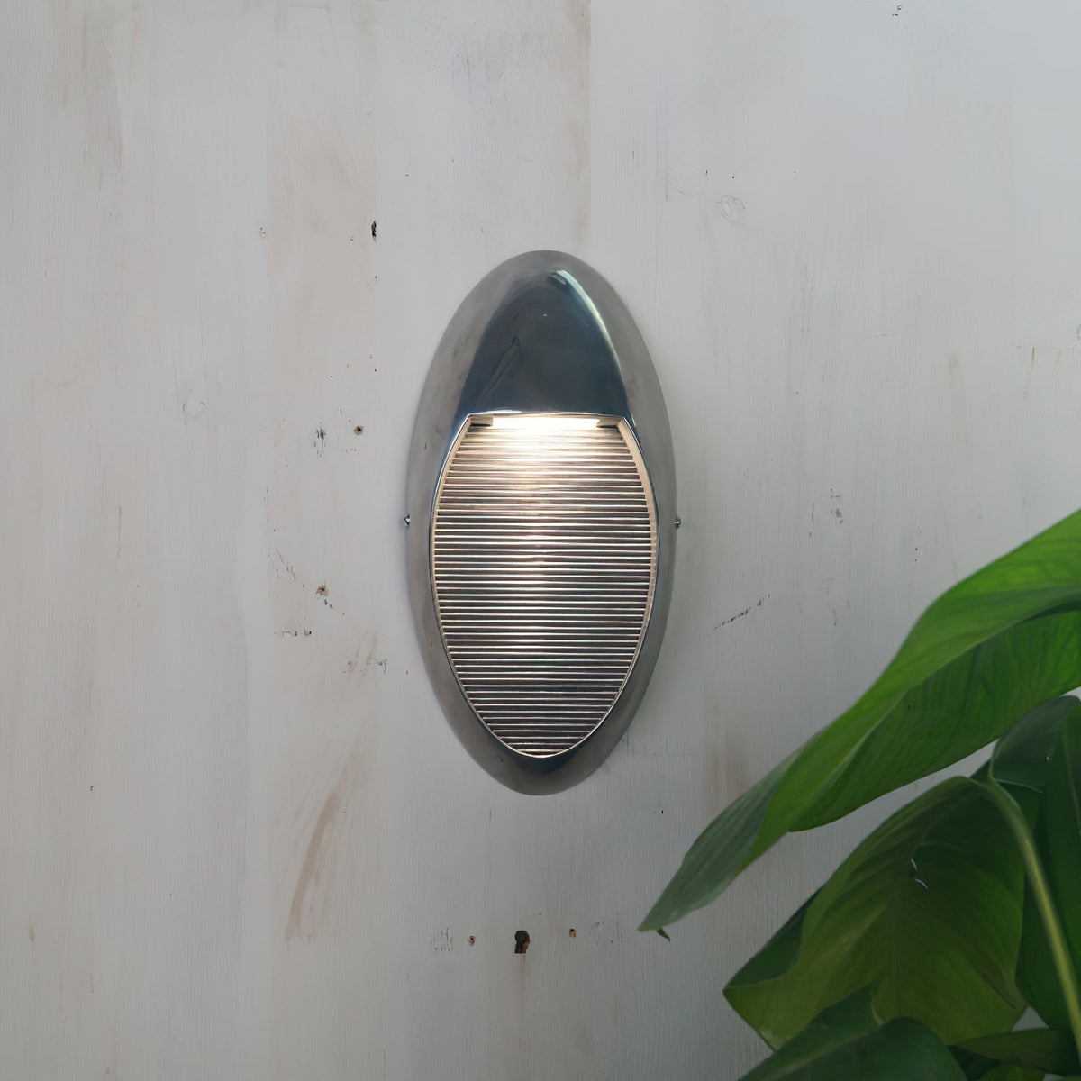 Celivora Wandleuchte aus Glas, oval, minimalistisch für den Außenbereich | Cielum