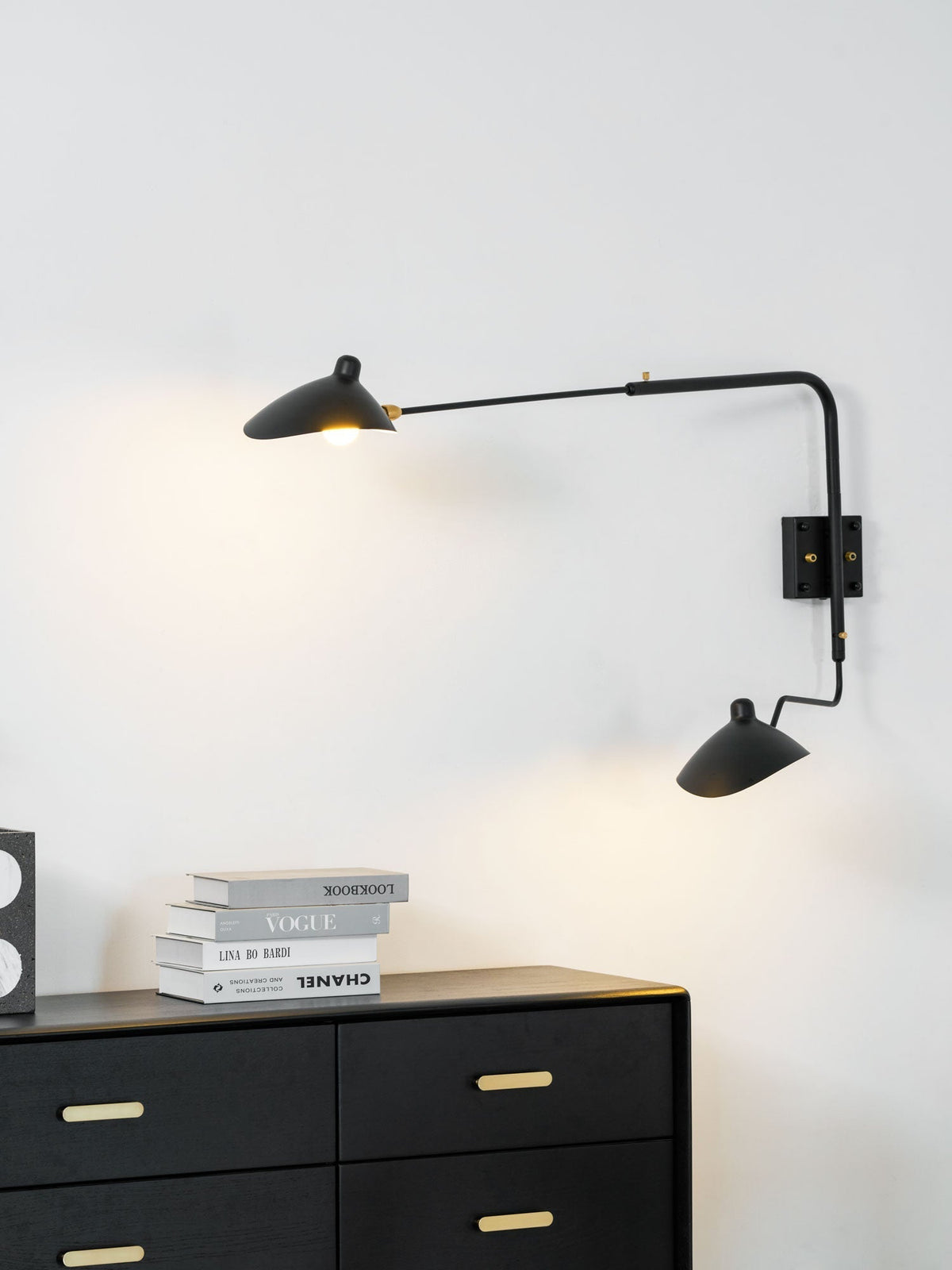 Avenarora Wandleuchte Einarm zarte Linien und elegant für Schlafzimmer Wohnzimmer | Cielum