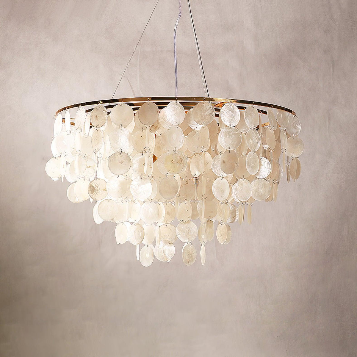 Esileth Kronleuchter im postmodernen Luxus-Stil mit Schalen-Windglocken