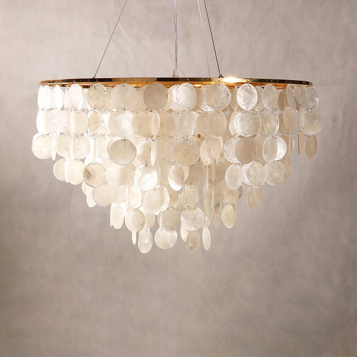 Esileth Kronleuchter im postmodernen Luxus-Stil mit Schalen-Windglocken