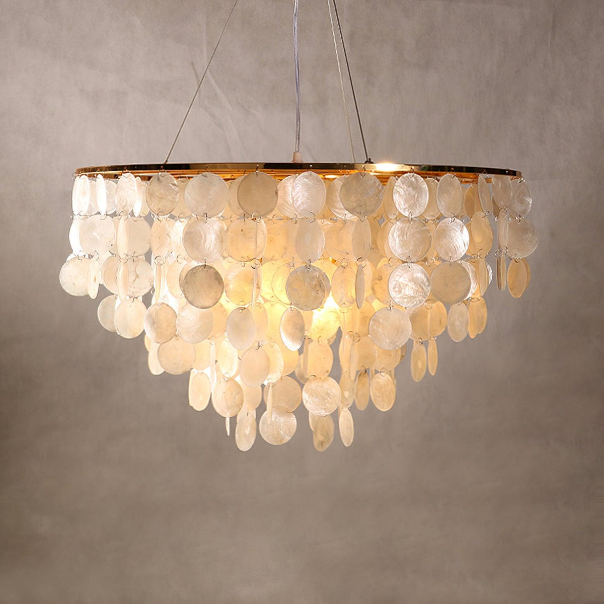 Esileth Kronleuchter im postmodernen Luxus-Stil mit Schalen-Windglocken