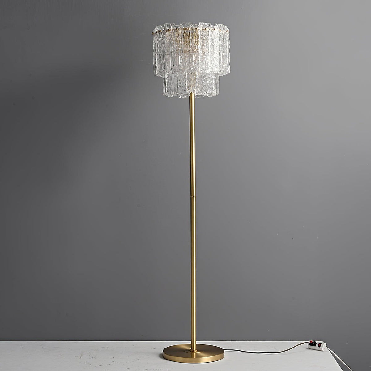 Velaette luxuriöse Stehleuchte aus Glas